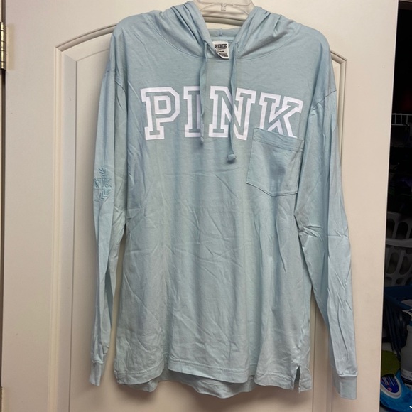 Victoria’s Secret Pink long sleeve tee with hood. - Picture 1 of 4